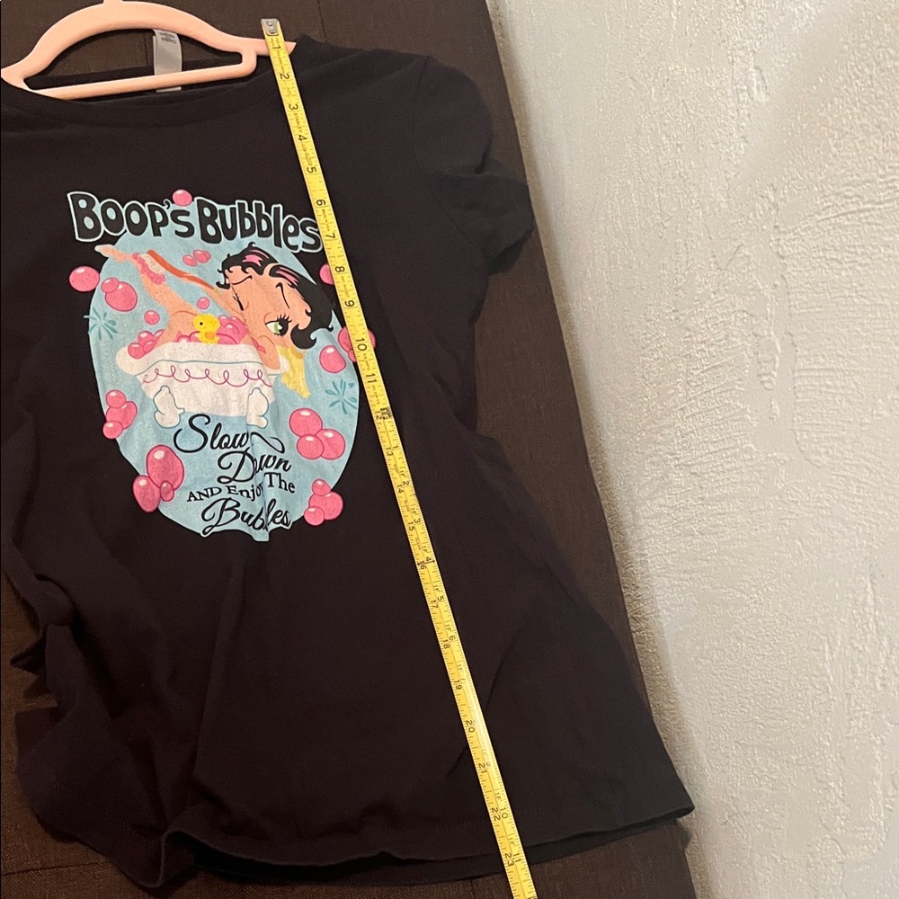 Women Small Slim Black Graphic Betty Boop T-Shirt - Picture 3 of 7